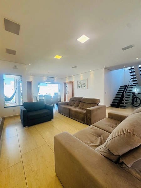 Sobrado de 4 Dormitórios e Piscina no Condomínio Village Damha III em São Carlos/SP.: 5ª foto da galeria de imagens do imóvel