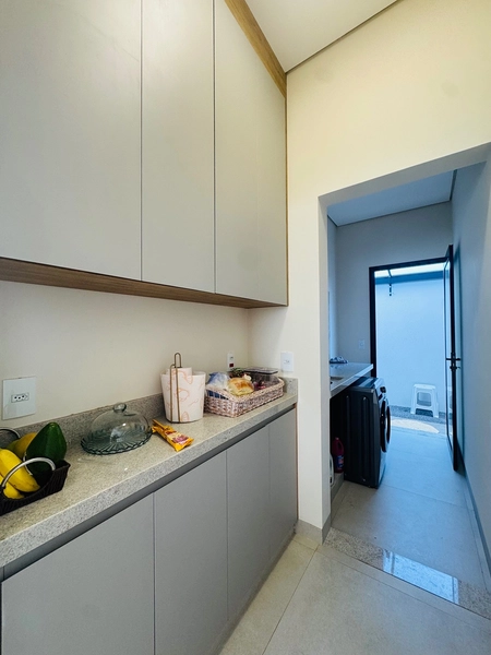 Sobrado de 3 Dormitórios no Condomínio Monte das Araucárias no Parque Faber em São Carlos/SP.: 8ª foto da galeria de imagens do imóvel