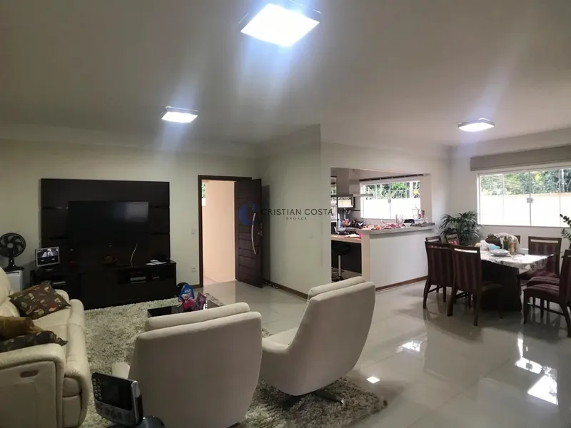 Casa de 3 suítes e piscina no Planalto Paraiso em São Carlos/SP: 3ª foto da galeria de imagens do imóvel