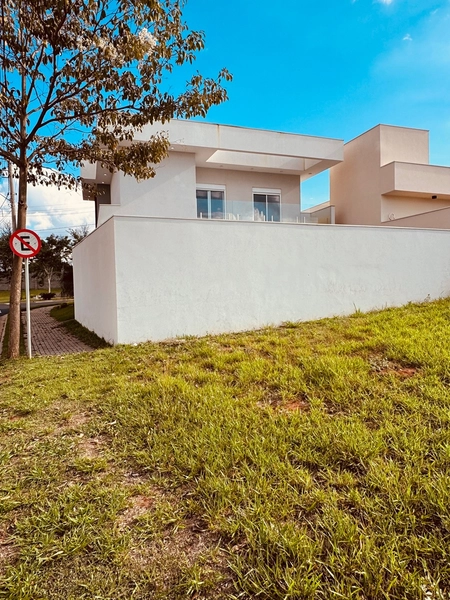 Sobrado de 3 Suítes e Piscina no Condomínio Village Damha IV em São Carlos/SP.: 5ª foto da galeria de imagens do imóvel