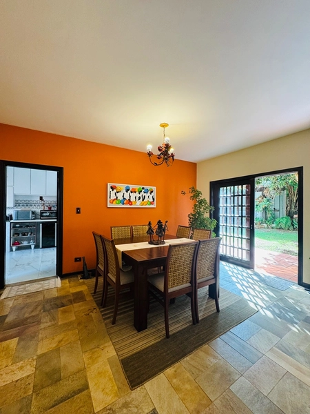 Casa de 4 Dormitórios no Parque Santa Marta em São Carlos/SP.: 3ª foto da galeria de imagens do imóvel