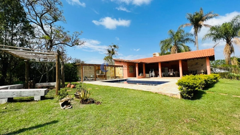 Casa de veraneio no cond. Vila Pinhal do Broa em Tirapina/SP: 11ª foto da galeria de imagens do imóvel