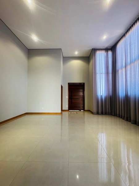Casa de 3 suítes e piscina no condomínio Damha III em São Carlos/SP: 4ª foto da galeria de imagens do imóvel