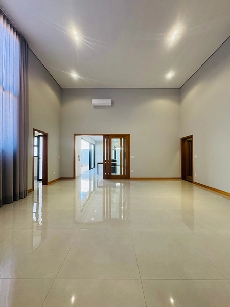 Casa de 3 suítes e piscina no condomínio Damha III em São Carlos/SP: 8ª foto da galeria de imagens do imóvel