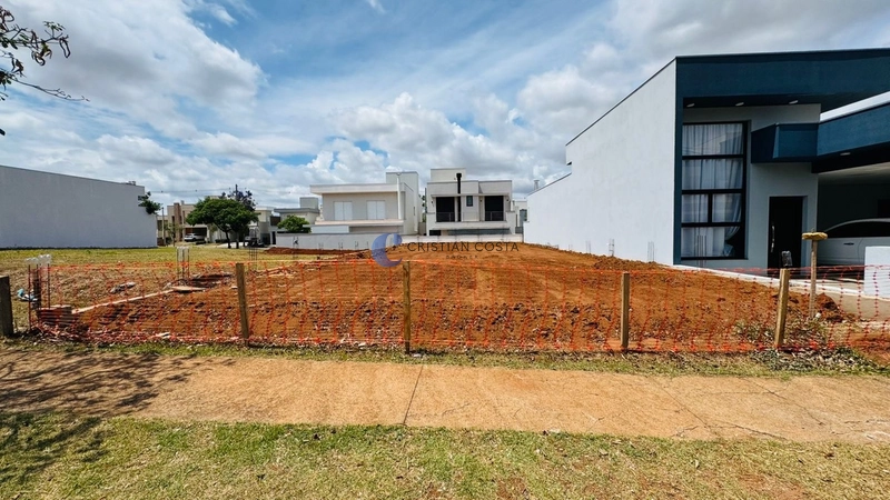 Terreno de 250m² no Condomínio Reserva Aquarela em São Carlos/SP.: 4ª foto da galeria de imagens do imóvel
