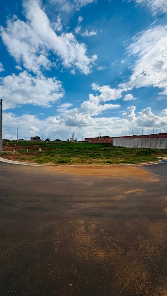 Terreno de esquina com 327m² no Condomínio Faber V em São Carlos/SP.: 3ª foto da galeria de imagens do imóvel