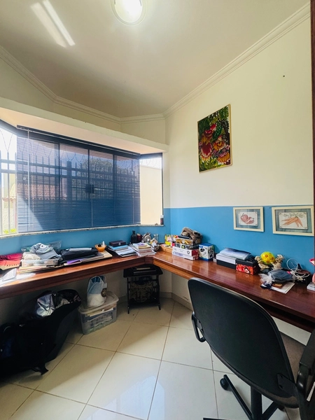 Sobrado de 4 Dormitórios no Planalto Paraíso em São Carlos/SP.: 6ª foto da galeria de imagens do imóvel