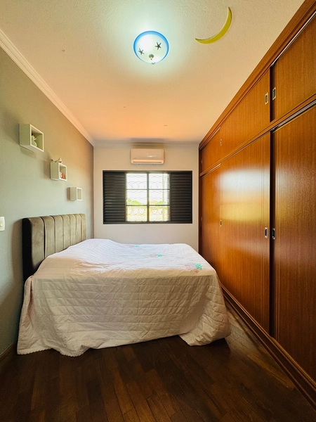 Sobrado de 4 Dormitórios no Planalto Paraíso em São Carlos/SP.: 33ª foto da galeria de imagens do imóvel