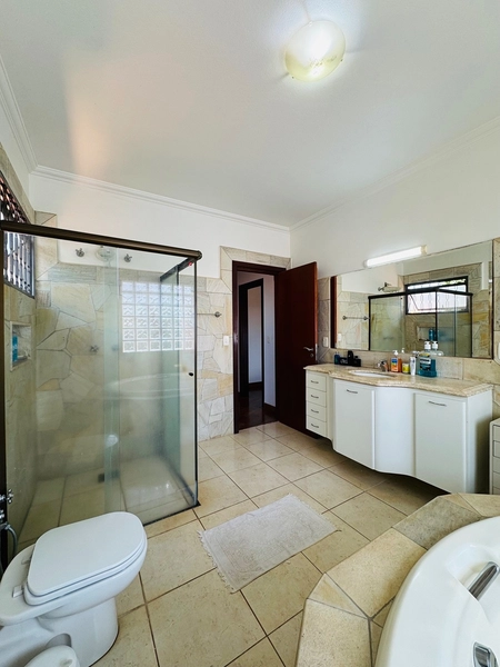 Sobrado de 4 Dormitórios no Planalto Paraíso em São Carlos/SP.: 44ª foto da galeria de imagens do imóvel