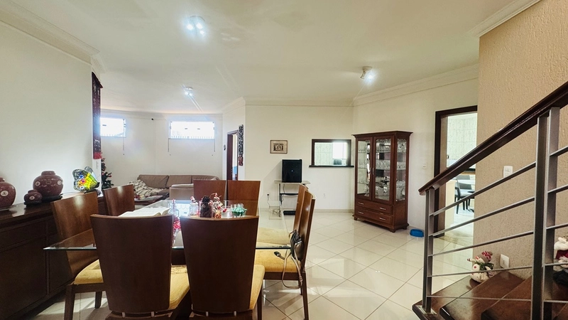 Sobrado de 4 Dormitórios no Planalto Paraíso em São Carlos/SP.: 9ª foto da galeria de imagens do imóvel