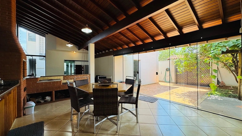 Sobrado de 4 Dormitórios no Planalto Paraíso em São Carlos/SP.: 26ª foto da galeria de imagens do imóvel