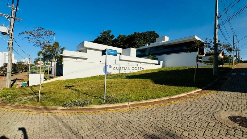 Terreno de 396,22 m² no condomínio PQ. Faber 3 em São Carlos/SP: 1ª foto da galeria de imagens do imóvel