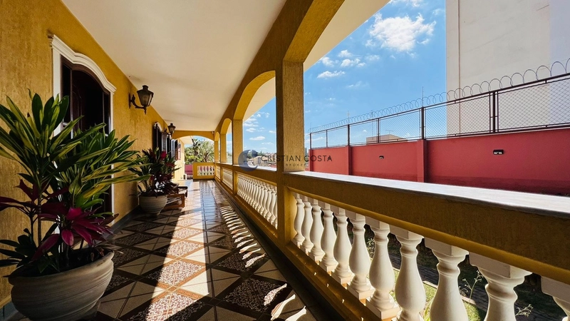 Casa de 6 dormitórios e piscina no PQ. Arnold Shimitd em São Carlos/SP: 9ª foto da galeria de imagens do imóvel