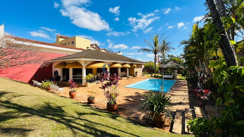 Casa de 6 dormitórios e piscina no PQ. Arnold Shimitd em São Carlos/SP: 14ª foto da galeria de imagens do imóvel
