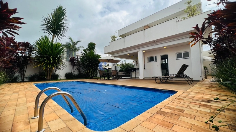 Sobrado de 3 suítes e piscina no condomínio Montreal em São Carlos/SP: 23ª foto da galeria de imagens do imóvel
