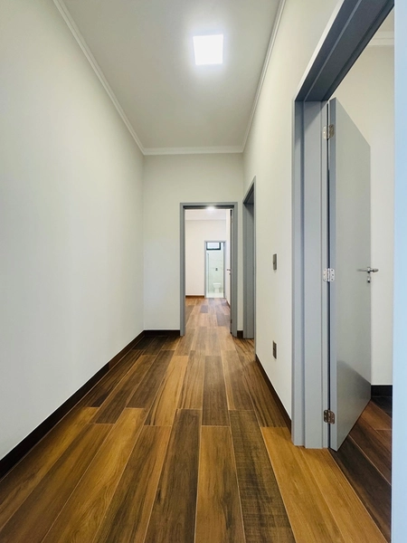 Casa Nova de 3 Suítes e Piscina no Condomínio Residencial Faber III em São Carlos/SP.: 15ª foto da galeria de imagens do imóvel