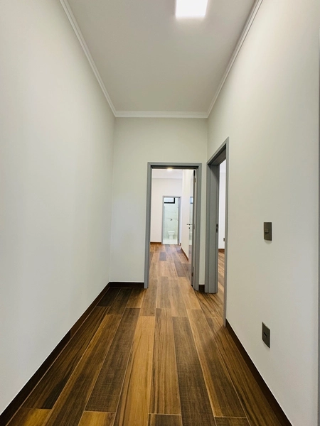 Casa Nova de 3 Suítes e Piscina no Condomínio Residencial Faber III em São Carlos/SP.: 18ª foto da galeria de imagens do imóvel