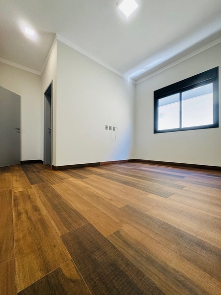 Casa Nova de 3 Suítes e Piscina no Condomínio Residencial Faber III em São Carlos/SP.: 16ª foto da galeria de imagens do imóvel
