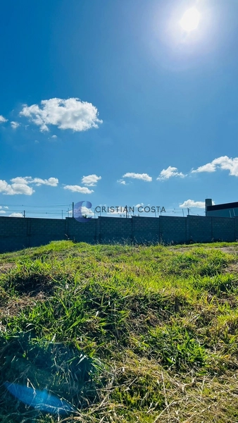 Terreno de 300 m² no condomínio Monte das Araucárias em São Carlos/SP: 2ª foto da galeria de imagens do imóvel