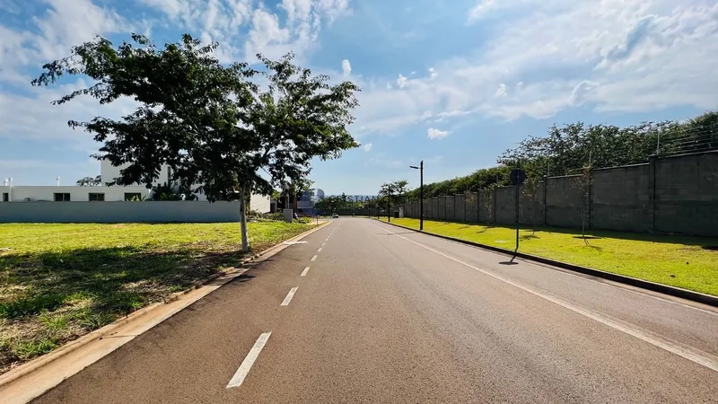 Terreno de 2.834,64 m² no cond. Res. Damha Golf em São Carlos/SP.: 1ª foto da galeria de imagens do imóvel