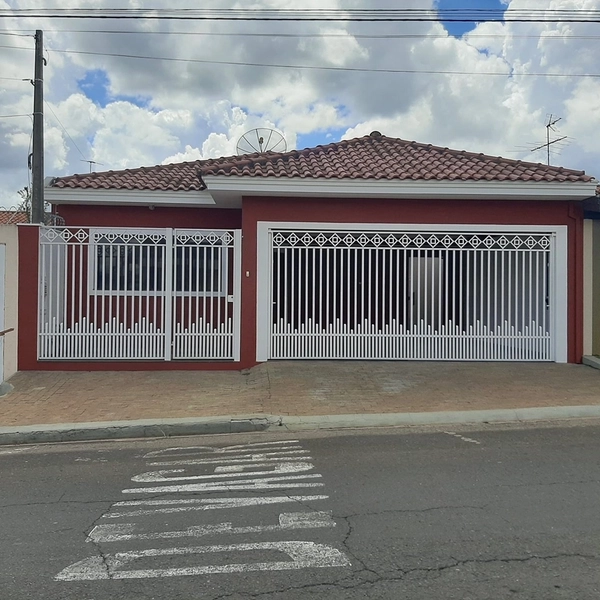 Casa de 3 Dormitórios no Residencial Parque Feher em São Carlos/SP.: 1ª foto da galeria de imagens do imóvel