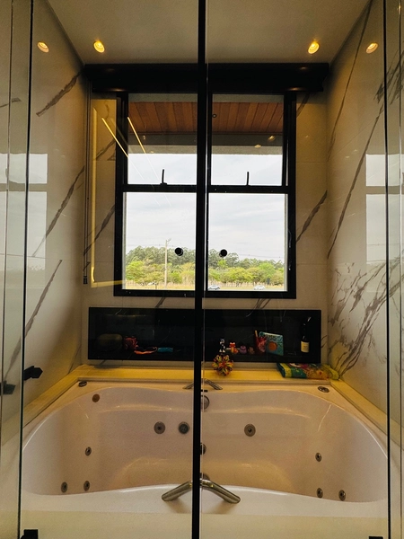 Sobrado de 4 dormitórios sendo 3 suítes e piscina no Condomínio Damha IV em São Carlos/SP.: 68ª foto da galeria de imagens do imóvel