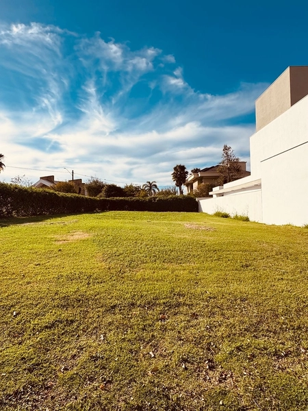 Terreno de 497,50 mts no Condomínio Residencial Damha III em São Carlos/SP.: 1ª foto da galeria de imagens do imóvel