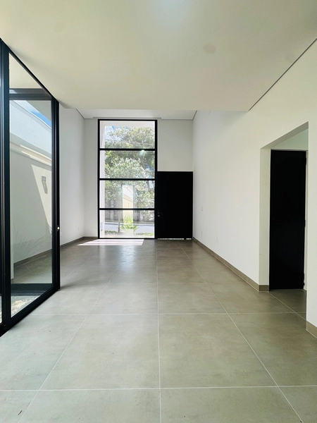 Casa de 3 Dormitórios sendo 1 suíte no Condomínio Faixa Azul em São Carlos/SP.: 3ª foto da galeria de imagens do imóvel