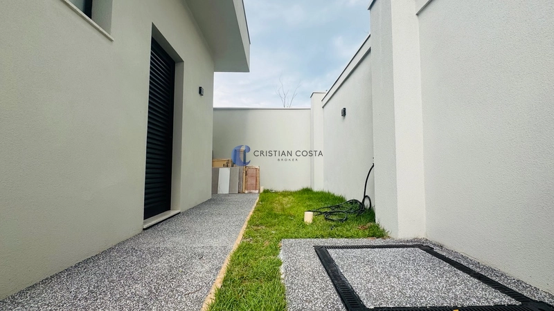 Casa de 3 dorm/s e piscina no Cond. Recanto dos Sabiás em São Carlos: 33ª foto da galeria de imagens do imóvel