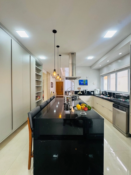 Sobrado de 4 Dormitórios sendo 3 Suítes e Piscina no Condomínio Damha IV em São Carlos/SP.: 21ª foto da galeria de imagens do imóvel