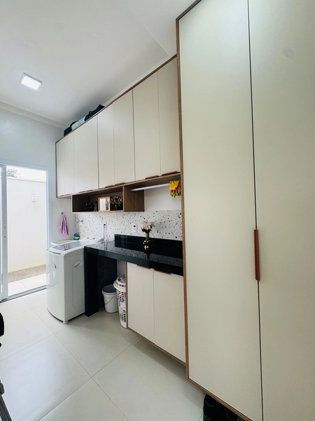 Sobrado de 4 Dormitórios sendo 3 Suítes e Piscina no Condomínio Damha IV em São Carlos/SP.: 29ª foto da galeria de imagens do imóvel