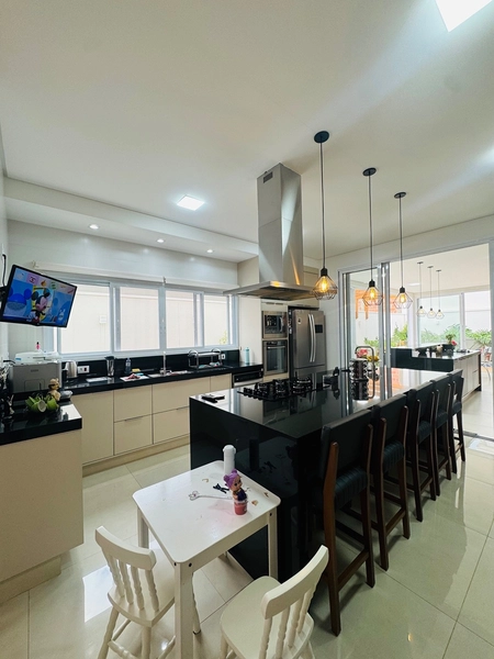 Sobrado de 4 Dormitórios sendo 3 Suítes e Piscina no Condomínio Damha IV em São Carlos/SP.: 19ª foto da galeria de imagens do imóvel