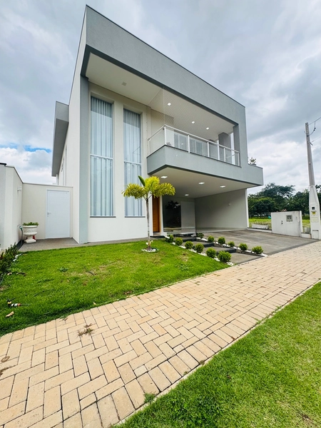 Sobrado de 4 Dormitórios sendo 3 Suítes e Piscina no Condomínio Damha IV em São Carlos/SP.: 3ª foto da galeria de imagens do imóvel
