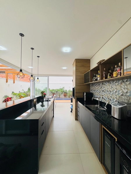 Sobrado de 4 Dormitórios sendo 3 Suítes e Piscina no Condomínio Damha IV em São Carlos/SP.: 42ª foto da galeria de imagens do imóvel