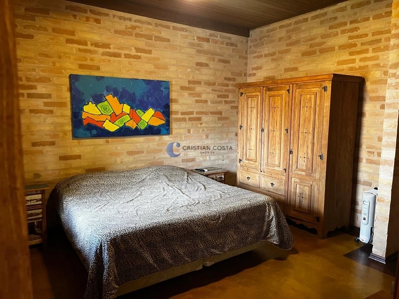 Casa pé na areia no condomínio Vivenda do Broa em Itirapina/SP.: 23ª foto da galeria de imagens do imóvel