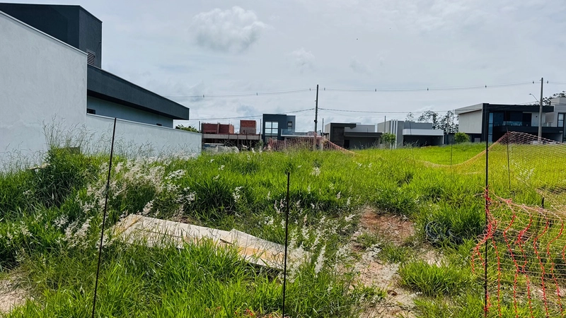 Terreno de 240m² no Condomínio Villeneuve em São Carlos/SP.: 6ª foto da galeria de imagens do imóvel