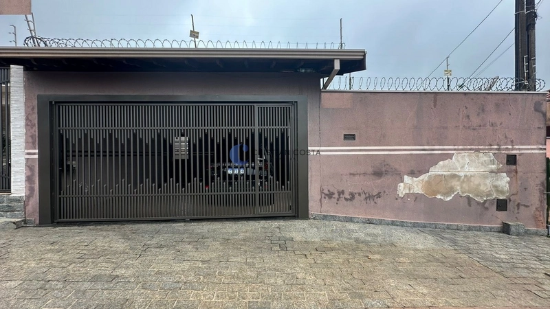 Casa de 3 dormitórios no Jardim Monique em São Carlos/SP: 1ª foto da galeria de imagens do imóvel