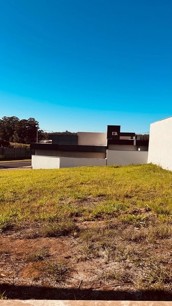 Terreno de 295 mts no Condomínio Village Damha IV em São Carlos/SP.: 2ª foto da galeria de imagens do imóvel