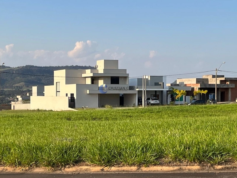 Terreno de 420m² no Cond. Estância Cavalinno em Analândia/SP.: 1ª foto da galeria de imagens do imóvel