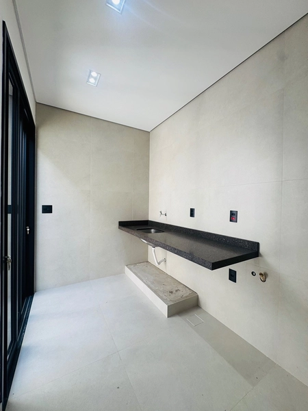 Sobrado de 4 Suítes e Piscina no Condomínio Damha III em São Carlos/SP.: 16ª foto da galeria de imagens do imóvel