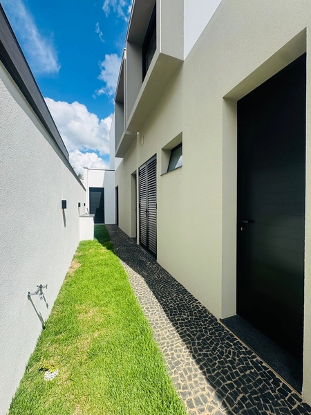 Sobrado de 4 Suítes e Piscina no Condomínio Damha III em São Carlos/SP.: 28ª foto da galeria de imagens do imóvel