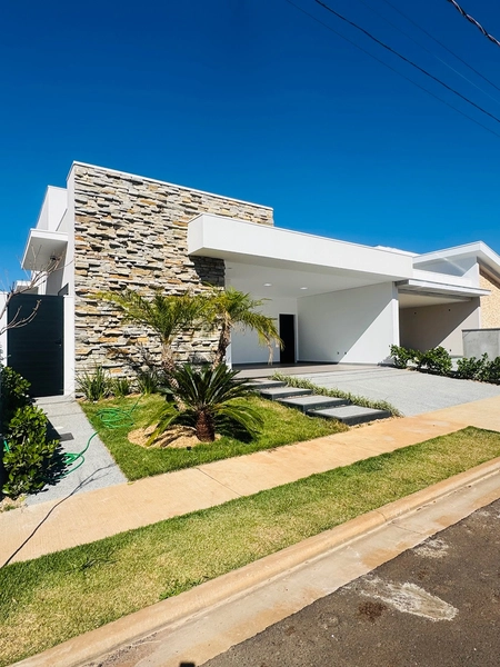 Casa de 3 Suítes e Piscina no Condomínio Faber IV no Parque Faber em São Carlos/SP.: 2ª foto da galeria de imagens do imóvel