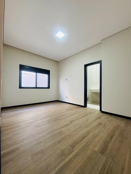 Casa de 3 Suítes e Piscina no Condomínio Faber IV no Parque Faber em São Carlos/SP.: 14ª foto da galeria de imagens do imóvel