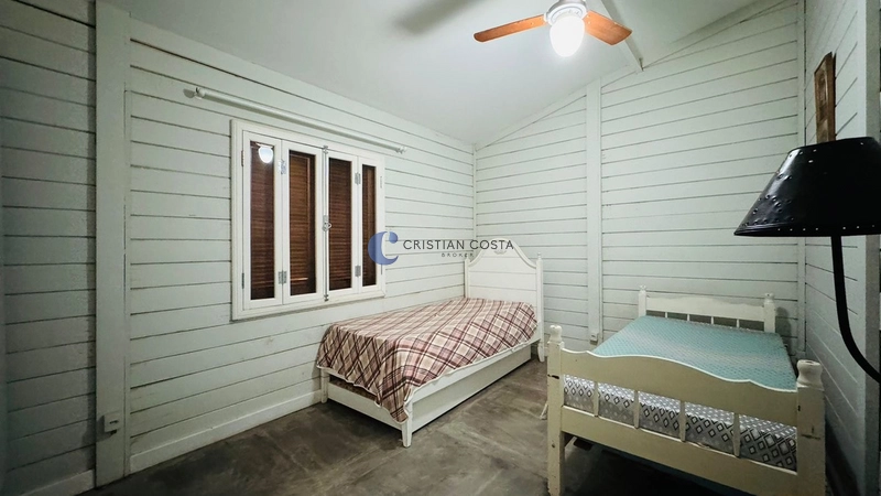 Casa de 4 dormitórios e piscina no Cond. Vila Pinhal em Itirapina/SP.: 42ª foto da galeria de imagens do imóvel