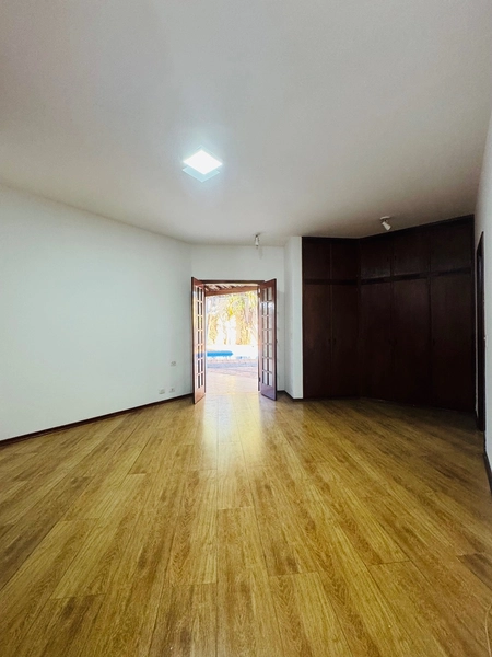 Casa de 3 Dormitórios e Piscina na Vila Brasília em São Carlos/SP,: 38ª foto da galeria de imagens do imóvel