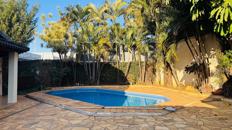 Casa de 3 Dormitórios e Piscina na Vila Brasília em São Carlos/SP,: 54ª foto da galeria de imagens do imóvel