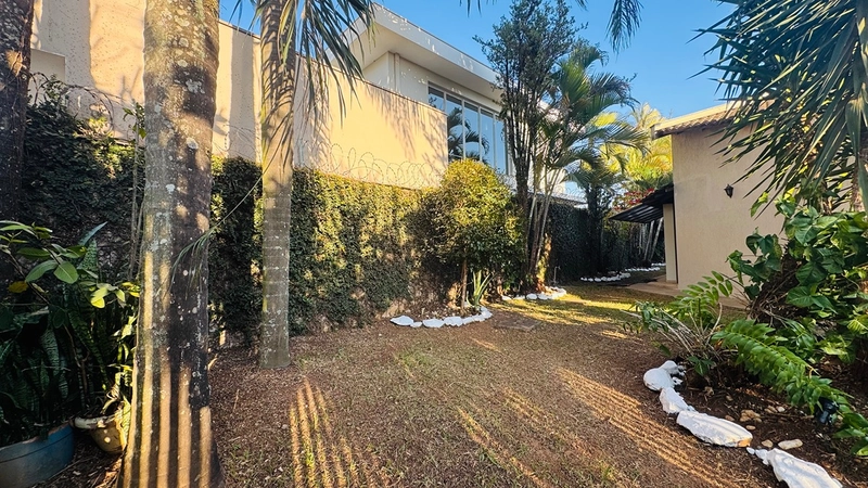 Casa de 3 Dormitórios e Piscina na Vila Brasília em São Carlos/SP,: 8ª foto da galeria de imagens do imóvel