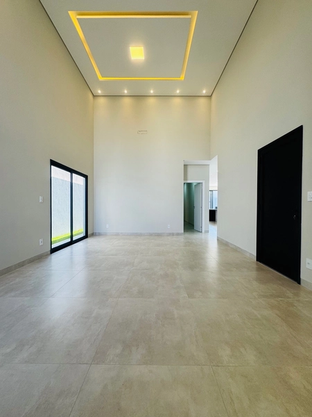 Casa de 3 Dormitórios e Piscina no Condomínio Faber IV em São Carlos/SP.: 5ª foto da galeria de imagens do imóvel