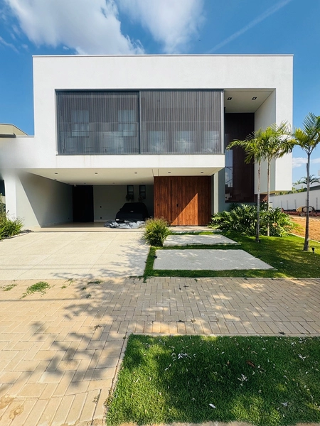 Sobrado Mobiliado e decorado de 4 Suítes no Residencial Damha IV em São Carlos/SP. : 1ª foto da galeria de imagens do imóvel