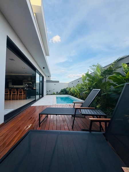 Sobrado Mobiliado e decorado de 4 Suítes no Residencial Damha IV em São Carlos/SP. : 2ª foto da galeria de imagens do imóvel
